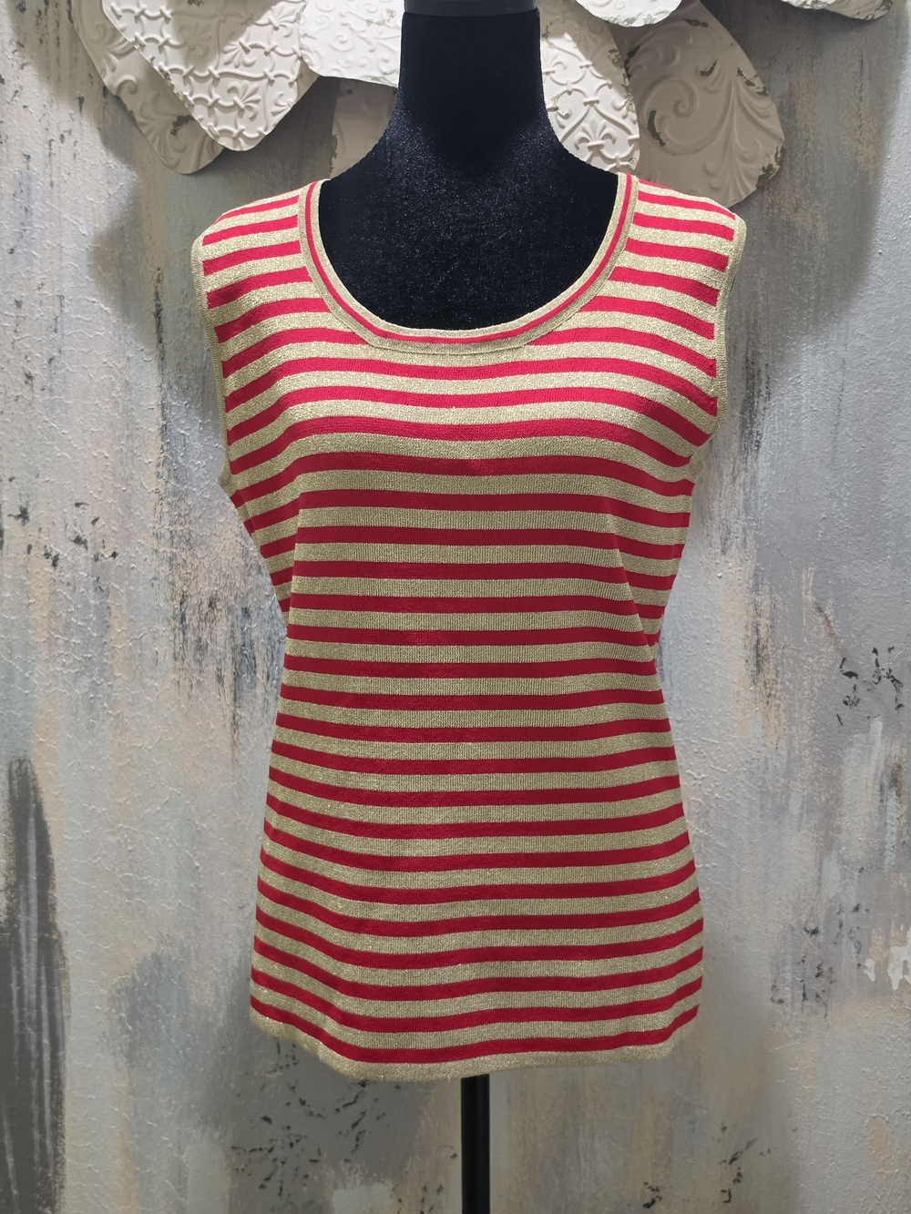 Annabelle Women's Red and Gold Striped Sleeveless Knit Tank Size XL